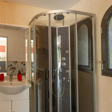 1ch Climatisee, Piscine - Le Devez